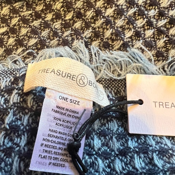 Treasure & Bond Thermal Knit Scarf - Blue Combo NWT -One Size - Picture 3 of 5